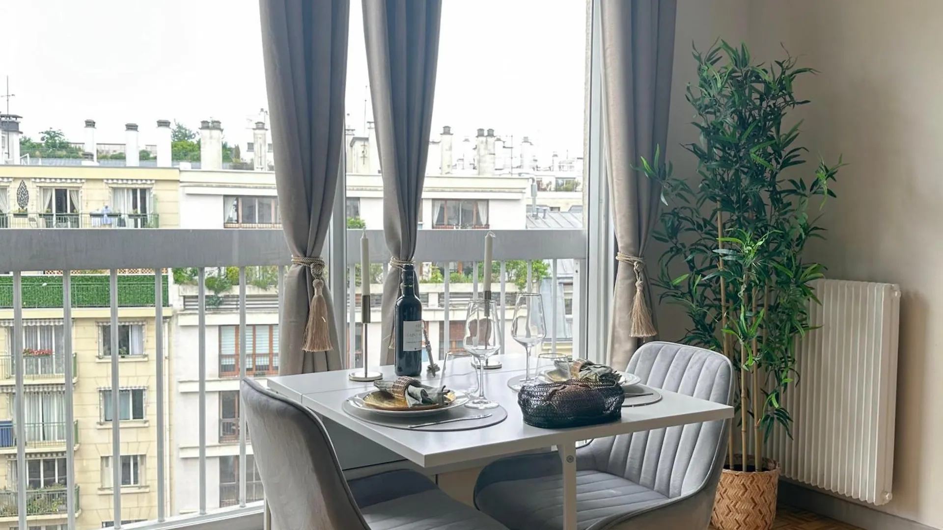Brand-new With Eiffel Tower View * Paris