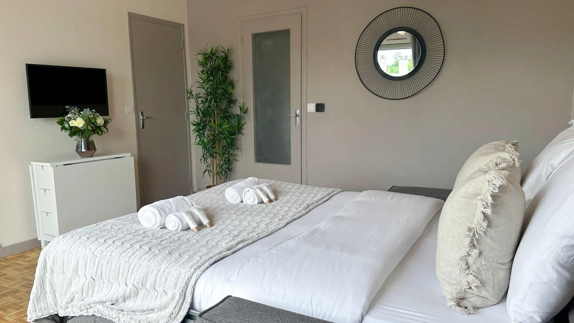 Apartment Brand-new With Eiffel Tower View *